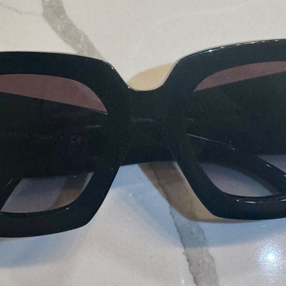 Chanel Rectangle sunglasses - Picture 10 of 12